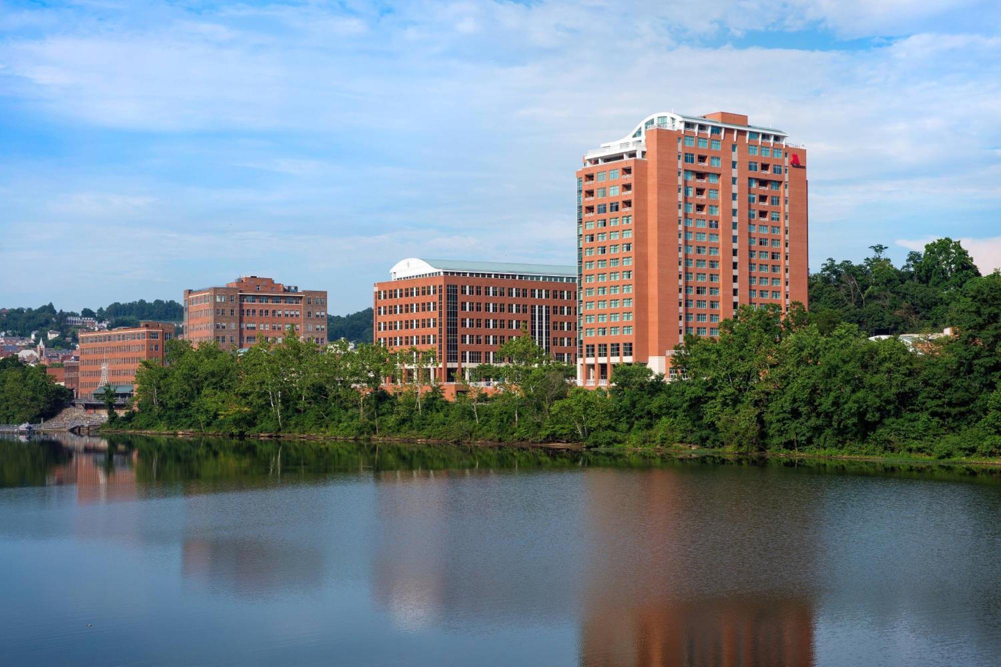 Morgantown Marriott At Waterfront Place Zewnętrze zdjęcie